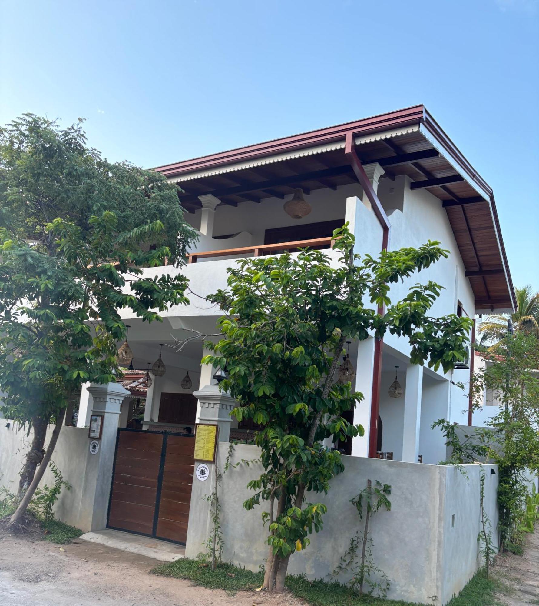 Casa Tharin Madiha Bed & Breakfast Матара Екстериор снимка